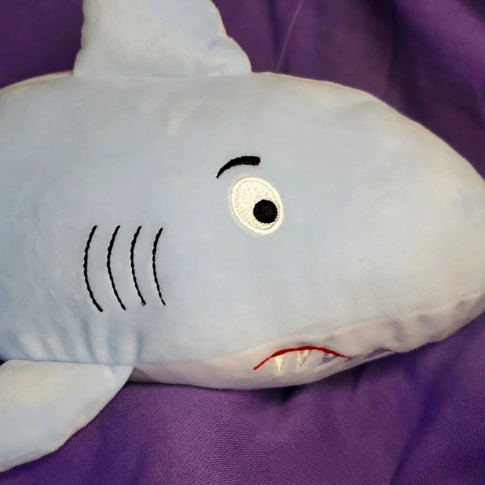 Shark Stuffy‎